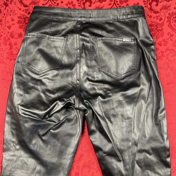 Rock & Roll Cowgirl Black Flare Jeans - Picture 12 of 16